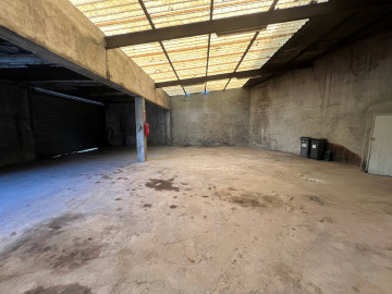 Image de Local dʼactivité et Entrepôt — Pau